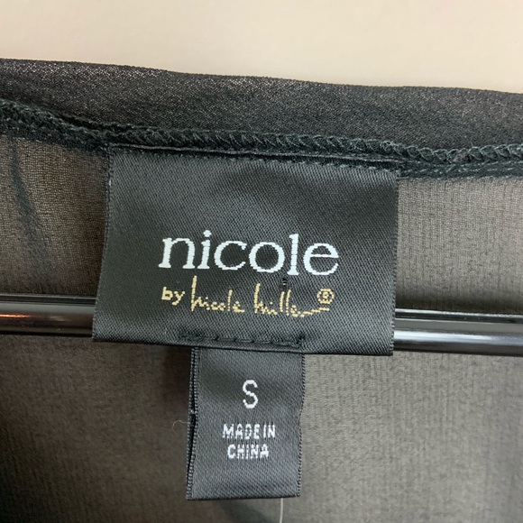 Nicole long sleeve sweater top size Small (NWT) - Picture 4 of 4